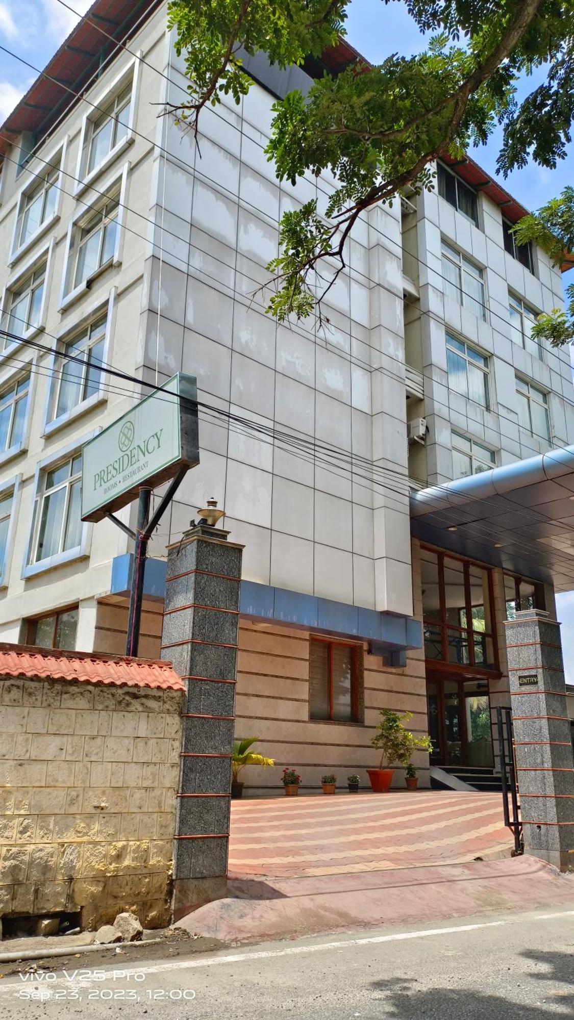Hotel Presidency Kempegowda International Airport Bangalore Dış mekan fotoğraf
