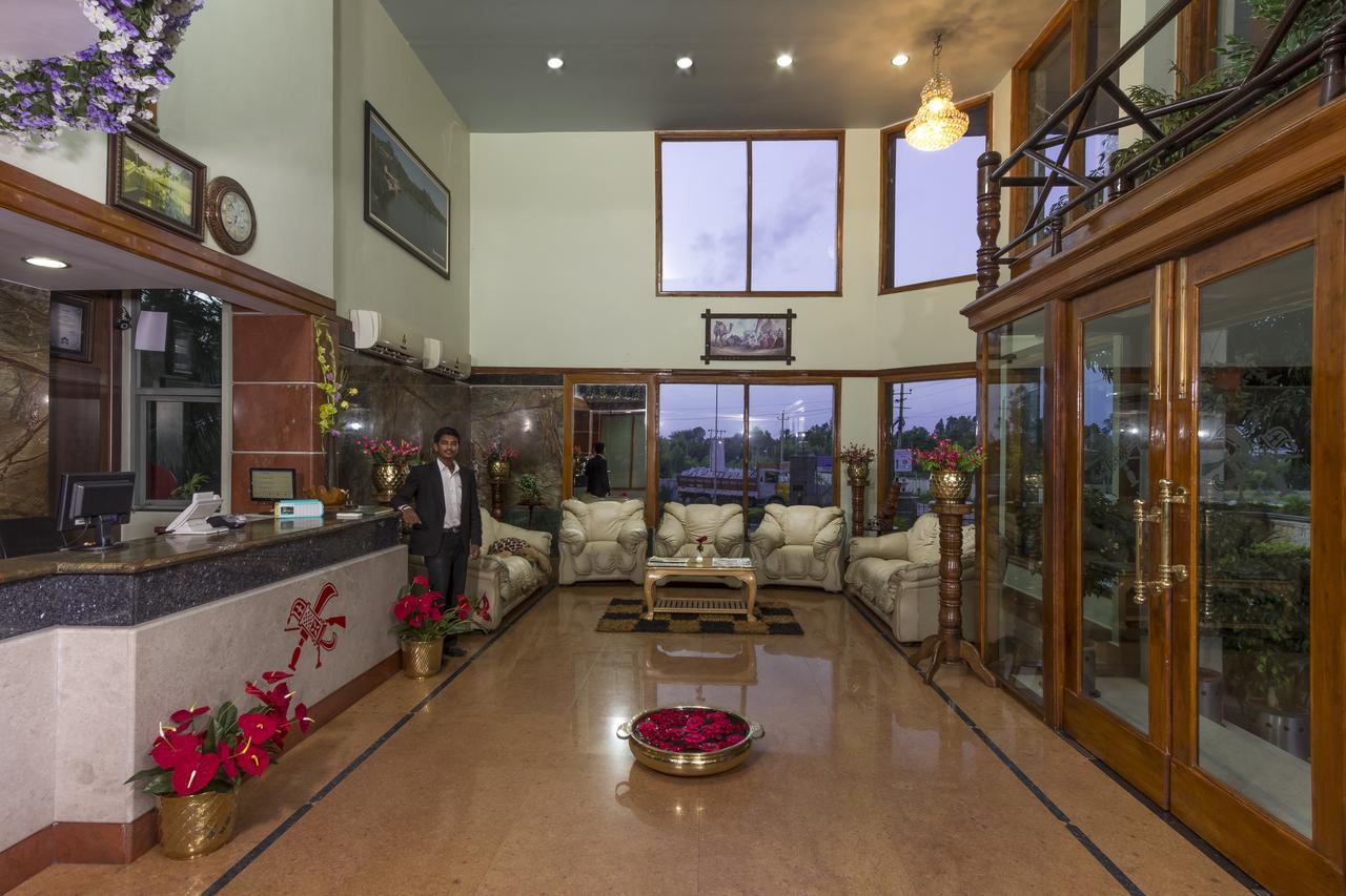 Hotel Presidency Kempegowda International Airport Bangalore Dış mekan fotoğraf